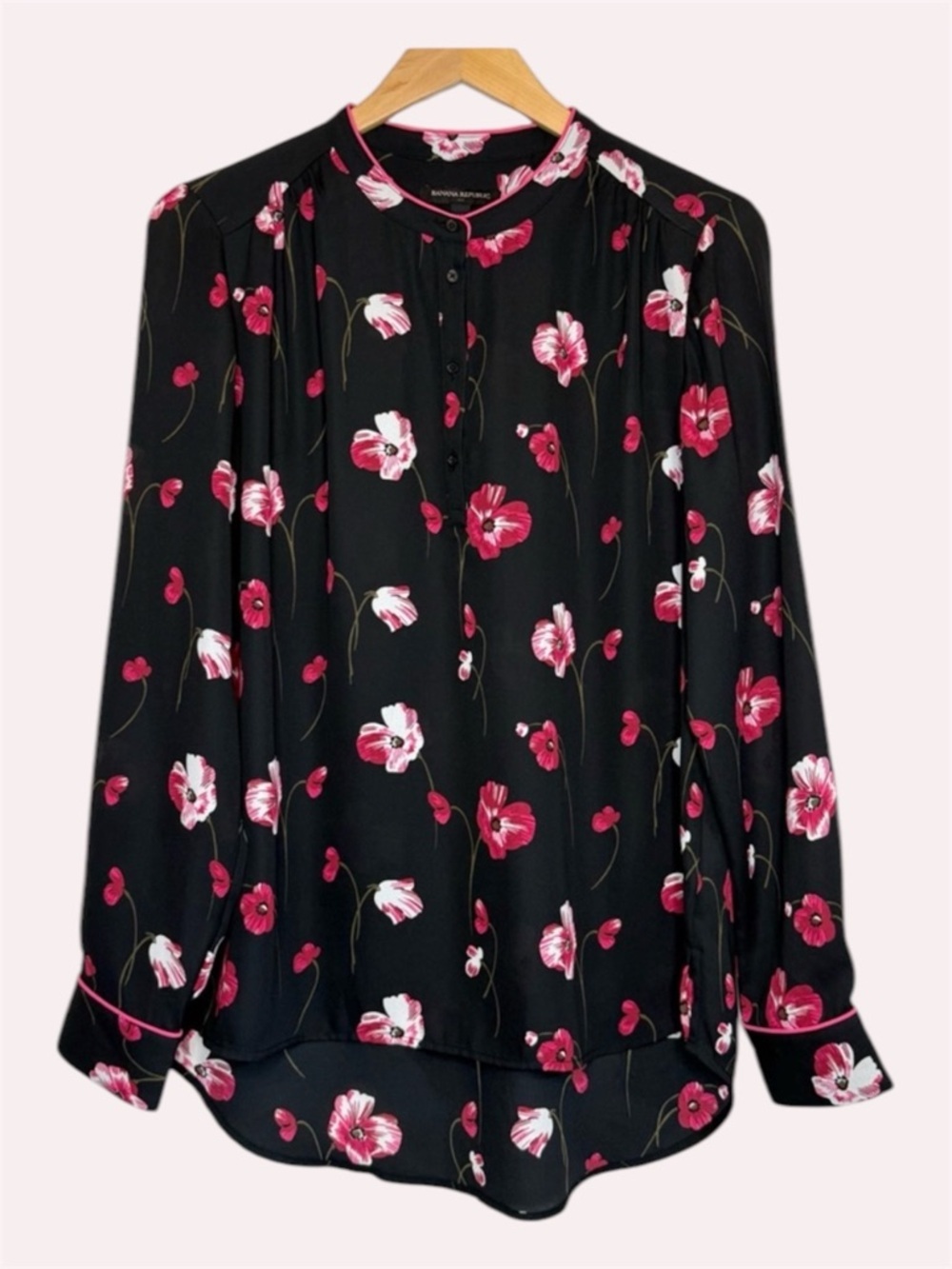 NEW Banana Republic Trimmed Floral Blouse Black Pink Women’s Size M